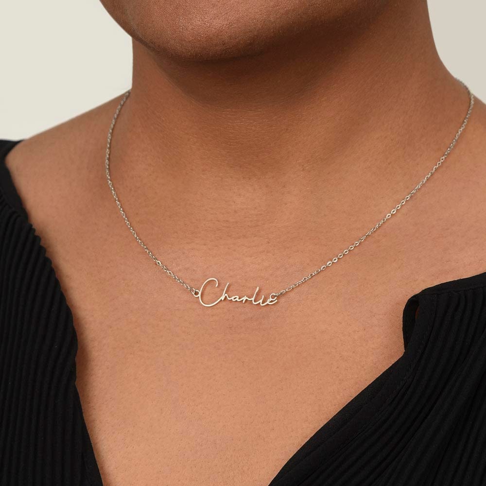 Signature Style Chunky Name Necklace - Custom Background Personalized Gift - Luxuriof